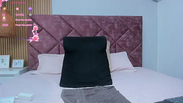 Snapshot of Gabriela_1x chatting on March 16, 2026, 12:42 pm Gabriela 1x online show from March 16, 2026, 12:42 pm