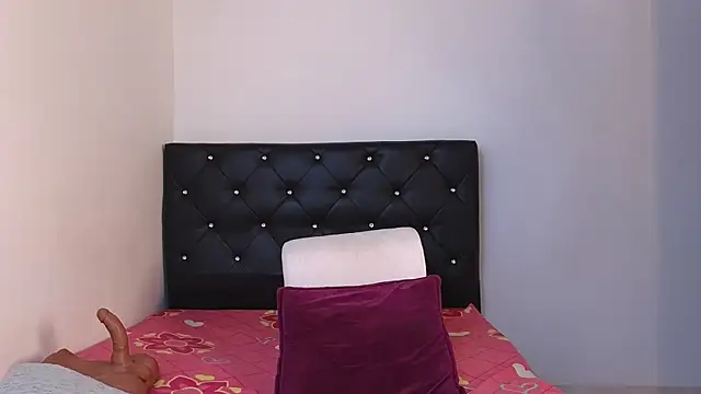 tatiana big ass boobs online show from January 17, 2026, 8:12 pm