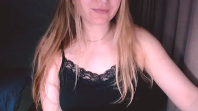 fiona cute 2 online show from May 11, 2026, 7:55 pm