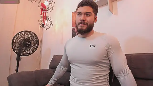 SebastianVilla  online show from January 8, 2026, 11:00 pm