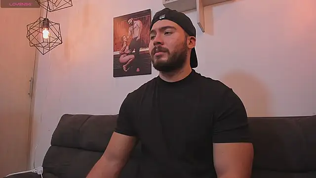 Snapshot of SebastianVilla_ chatting on February 9, 2026, 11:14 pm SebastianVilla online show from February 9, 2026, 11:14 pm