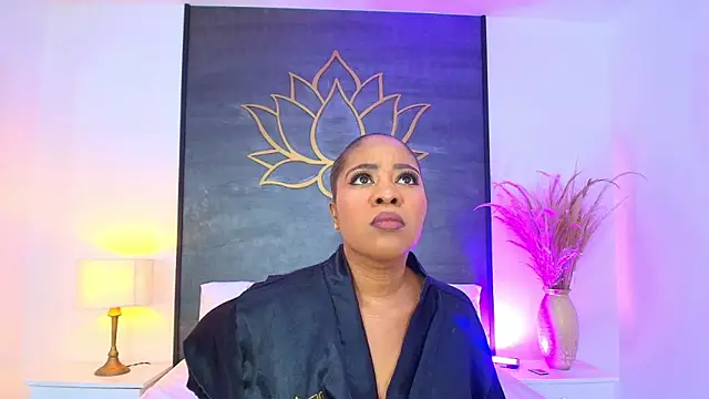 AlisonTravis online show from April 15, 2026, 7:40 pm