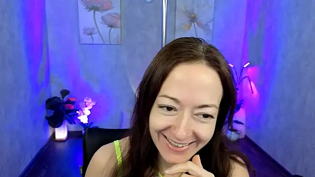 kimberlyray777 online show from March 18, 2025, 6:50 am