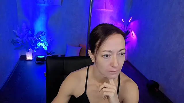 kimberlyray777 online show from September 30, 2025, 1:33 am