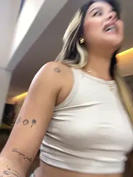 Emilia Bakerr online show from February 6, 2025, 6:35 pm