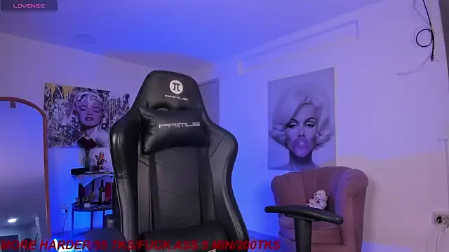 Marily Daniela  online show from March 31, 2026, 11:18 pm