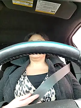 sweetkitty111 online show from December 15, 2025, 8:58 pm