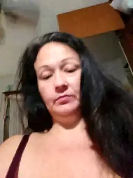 sweetkitty111 online show from February 14, 2026, 5:24 pm