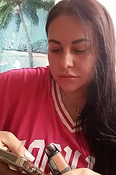 Snapshot of DaisyStreet chatting on October 1, 2025, 11:14 am DaisyStreet online show from October 1, 2025, 11:14 am