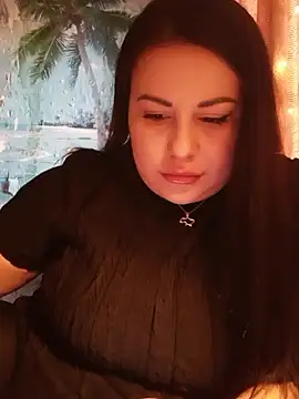 Snapshot of DaisyStreet chatting on March 7, 2025, 3:49 pm DaisyStreet online show from March 7, 2025, 3:49 pm