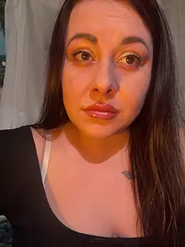 DaisyStreet online show from March 31, 2026, 6:43 pm