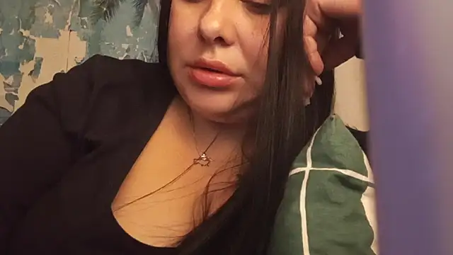 Snapshot of DaisyStreet chatting on October 11, 2025, 9:49 pm DaisyStreet online show from October 11, 2025, 9:49 pm