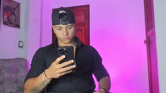 Dominic Biker   online show from April 18, 2026, 6:27 am