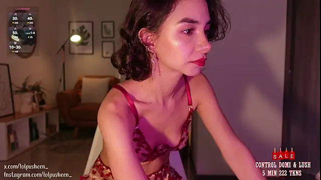 JulietteDee online show from March 6, 2025, 9:20 pm