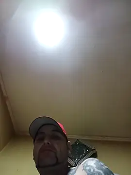 TrainedFinder5 online show from April 21, 2026, 2:51 am