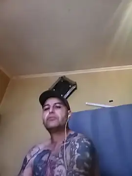 TrainedFinder5 online show from April 6, 2026, 1:23 pm