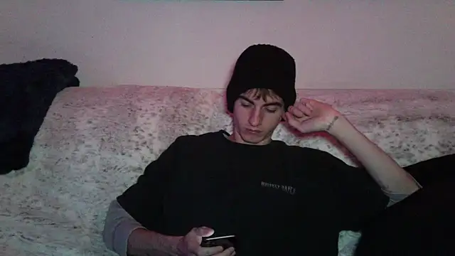 Snapshot of spicylaboi chatting on January 25, 2025, 3:09 am spicylaboi online show from January 25, 2025, 3:09 am