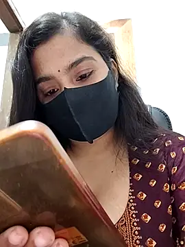 Ritusri Dotta online show from December 18, 2025, 5:17 pm