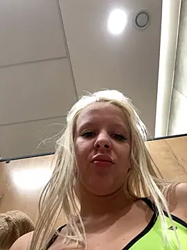 LikaCat online show from March 19, 2025, 7:18 am