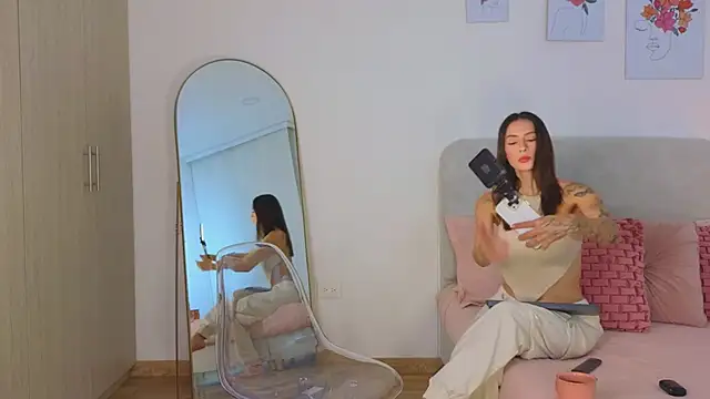 KristennBlue online show from February 27, 2026, 9:14 pm