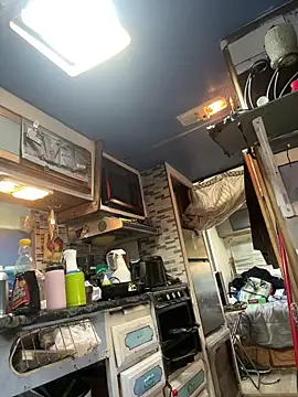 Snapshot of Followthepiper chatting on October 9, 2025, 11:16 pm Followthepiper online show from October 9, 2025, 11:16 pm