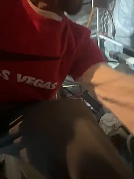 Snapshot of Followthepiper chatting on March 3, 2025, 5:47 am Followthepiper online show from March 3, 2025, 5:47 am