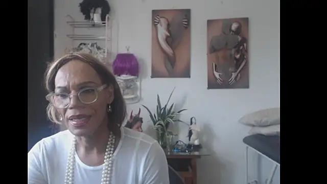 bardotbigcockts online show from March 6, 2025, 6:59 pm