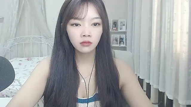 Jenny-Z online show from September 24, 2025, 1:57 am