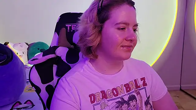 InternetFairy XO online show from December 24, 2024, 4:33 am