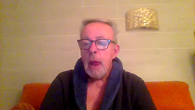 tuggy59 online show from February 16, 2026, 4:55 am