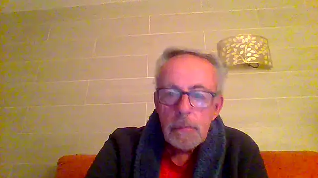 tuggy59 online show from December 18, 2025, 5:56 am