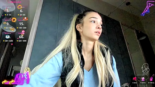 Sassy Teen online show from November 10, 2025, 8:41 am