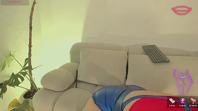 LindseyMoss online show from October 31, 2025, 12:51 am