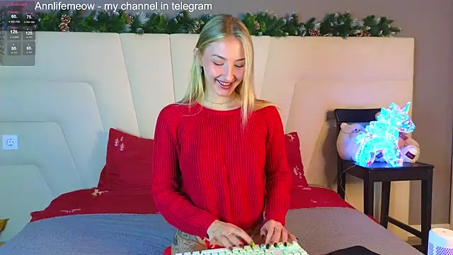 annief0x online show from January 3, 2025, 3:05 am