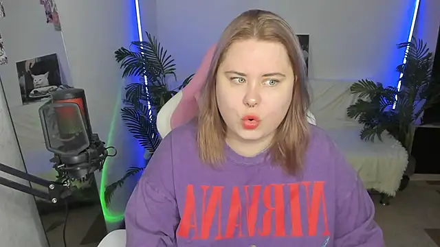 Akemi BBW online show from March 5, 2025, 6:01 pm