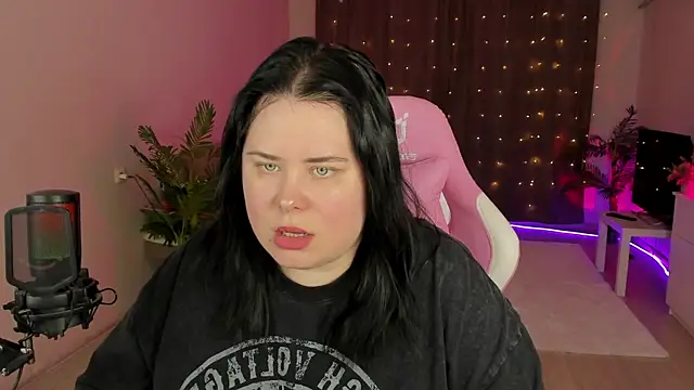 Akemi BBW online show from September 23, 2025, 5:09 pm