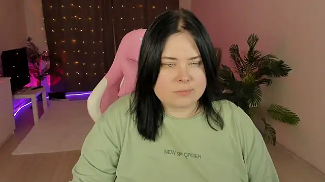 Akemi BBW online show from October 4, 2025, 6:09 pm