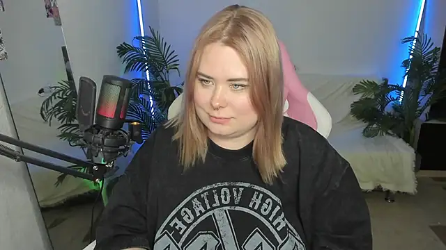 Akemi BBW online show from March 2, 2025, 10:34 pm