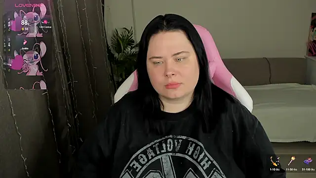 Akemi BBW online show from December 4, 2025, 5:39 am