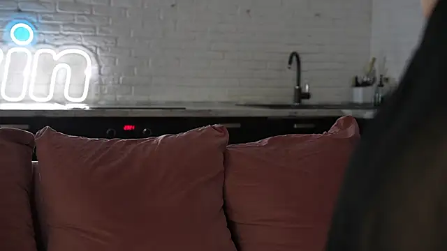 Al1ce Fox online show from February 2, 2025, 6:20 pm