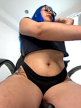 kaoticblue  online show from September 8, 2025, 7:35 pm