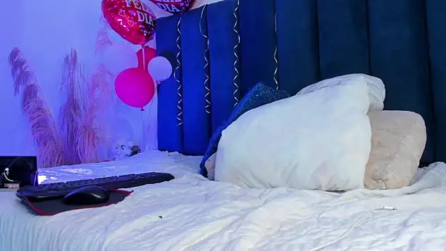 Snapshot of Anette_ chatting on February 23, 2026, 8:09 pm Anette online show from February 23, 2026, 8:09 pm