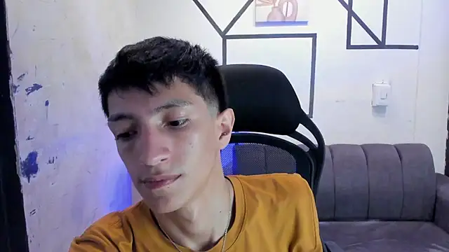 DereckCooperr online show from October 2, 2025, 10:13 pm