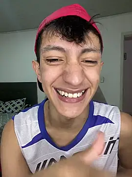 Snapshot of DereckCooperr chatting on July 18, 2026, 9:12 pm DereckCooperr online show from July 18, 2026, 9:12 pm