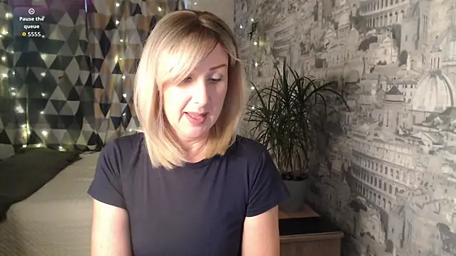 Ariel the mermaid online show from November 10, 2025, 6:18 am