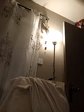 teekoine1 online show from October 15, 2025, 8:39 pm