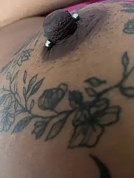 MariaLorenaah online show from March 24, 2026, 12:05 pm