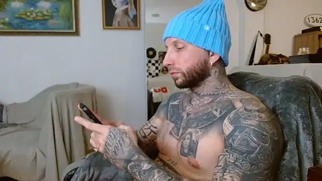 bobbybacala91 online show from September 15, 2025, 4:46 am