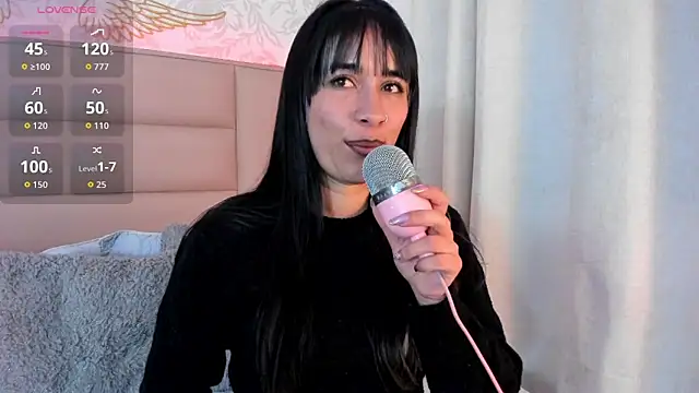 Snapshot of monserrat_towers chatting on September 15, 2025, 12:49 pm monserrat towers online show from September 15, 2025, 12:49 pm