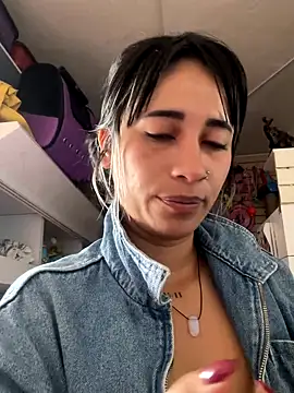 Snapshot of monserrat_towers chatting on October 4, 2025, 12:28 pm monserrat towers online show from October 4, 2025, 12:28 pm